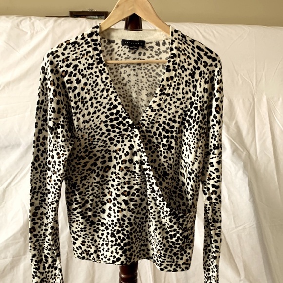 Leopard print top - Picture 3 of 7